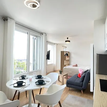 104 - Luxe Et Confort Pour 4, Entierement Renove Daire